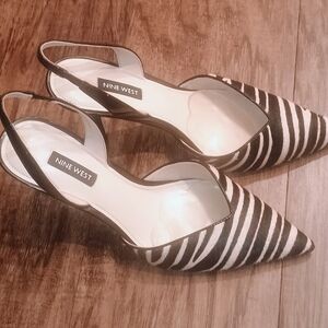RARE Nine West Women's Black and White Zebra Print Slingback Pointed Flats